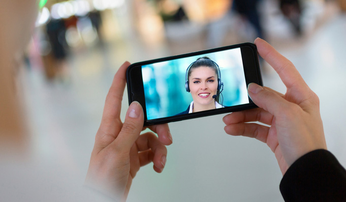 Customer video chats with an agent